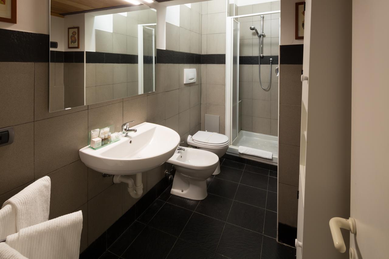 Helvetia Suite Genoa Exterior photo