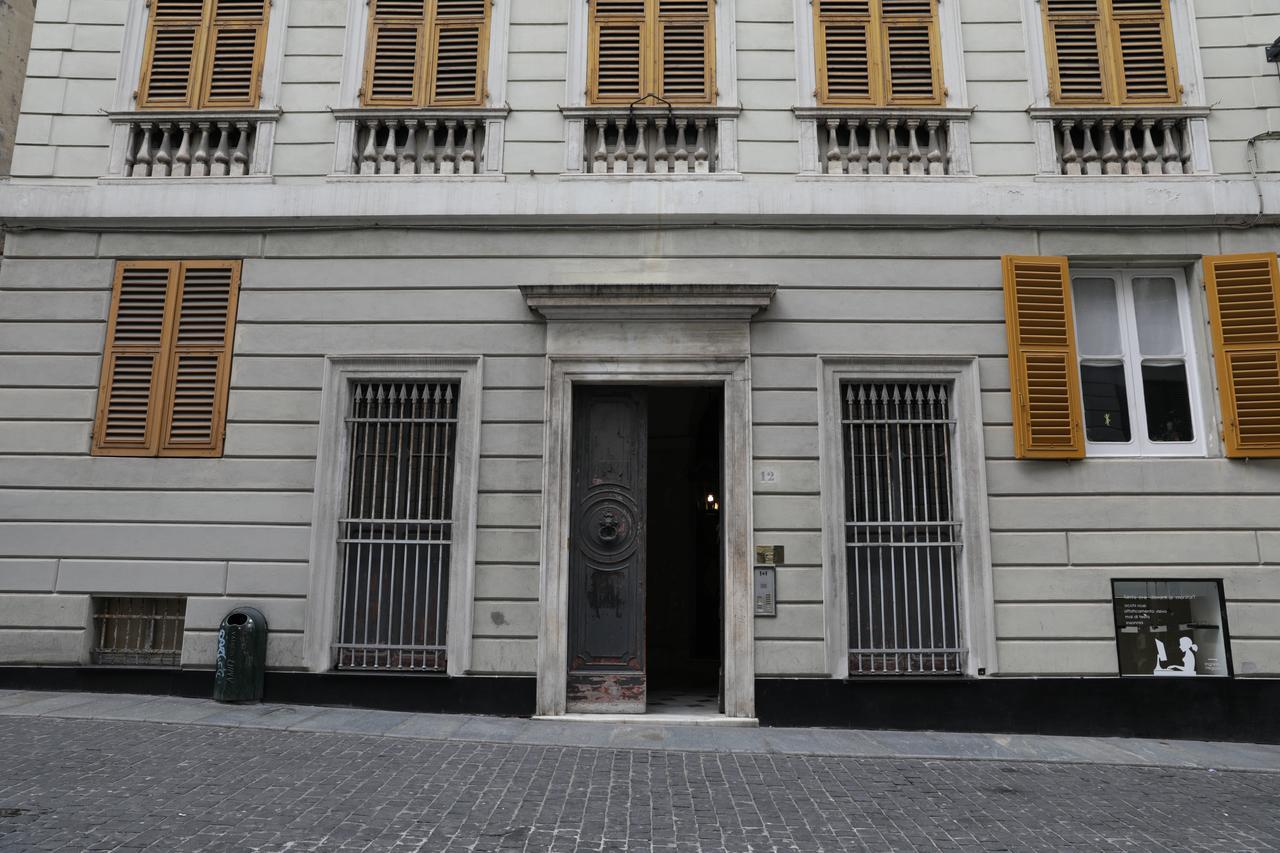 Helvetia Suite Genoa Exterior photo